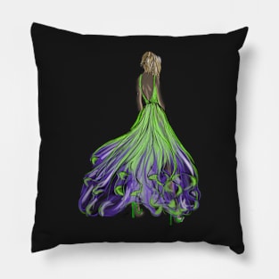 Pretty fashion girl Pillow