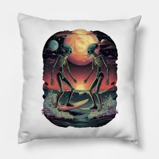 Alien surfing 88076 Pillow