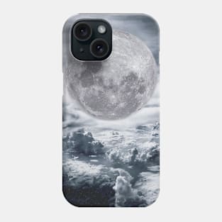 giraffe kissing the moon Phone Case