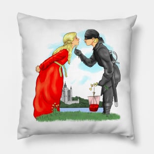 kissing buttercup Pillow