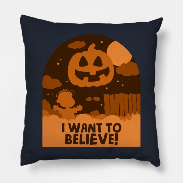 LINUS BELIEVES! Pillow by blairjcampbell