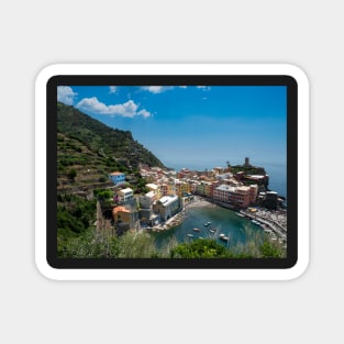 View on the cliff town of Vernazza, one of the colorful Cinque Terre on the Italian west coast Magnet