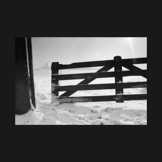 Fence in snow landscape by robelf