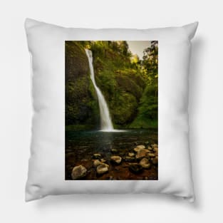 Horsetail Falls - 1 © Pillow