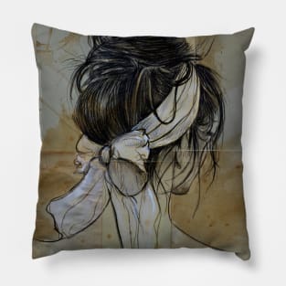 The white scarf Pillow