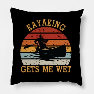 Gets Me Wet Shirt Kayak Kayaker T-Shirt. Vintage Retro Kayaking Pillow