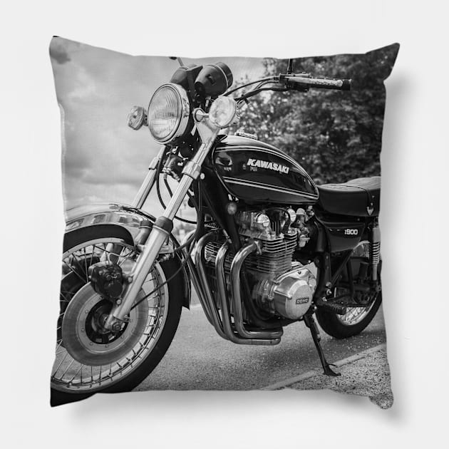 Z900 design 1 Pillow by Silver Linings