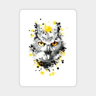 Owl with orange eyes Magnet