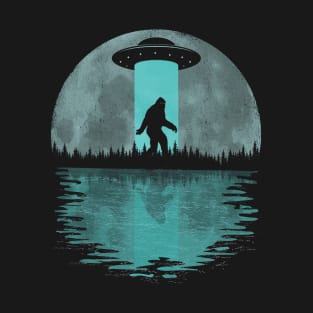 Bigfoot Ufo Abduction Sasquatch Moon T-Shirt