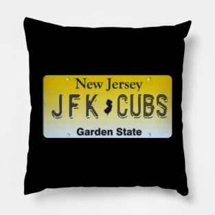 CUB PLATE Pillow