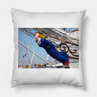 Sail, Bremerhaven Pillow