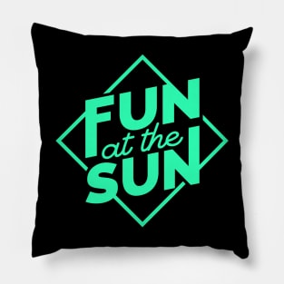 Classic old school Fun at the sun retro design Pillow