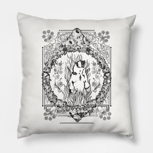 Midsommar Bear Pillow