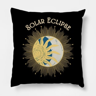 solar eclipse indie design Pillow