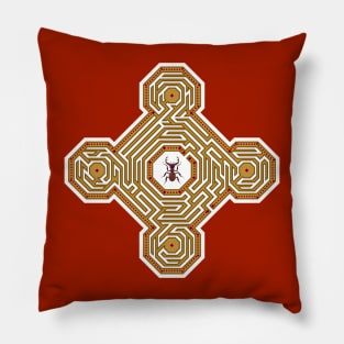 How the beetle can to escape from the labyrinth? Pillow