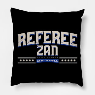 Referee Zan Pillow