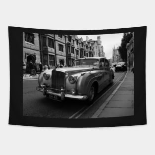 Classic luxurious vintage car in Cambridge, England, UK Tapestry