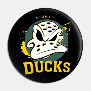 Ducks Retro Pin