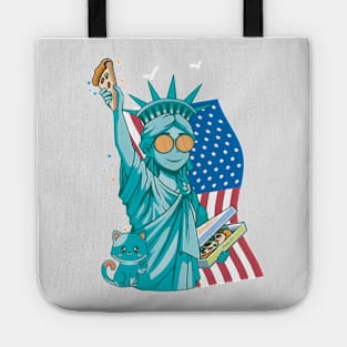 4th Of July, Statue of Liberty With U.S Flag and A lovely little Cat For National Pizza Day 2023 Tote