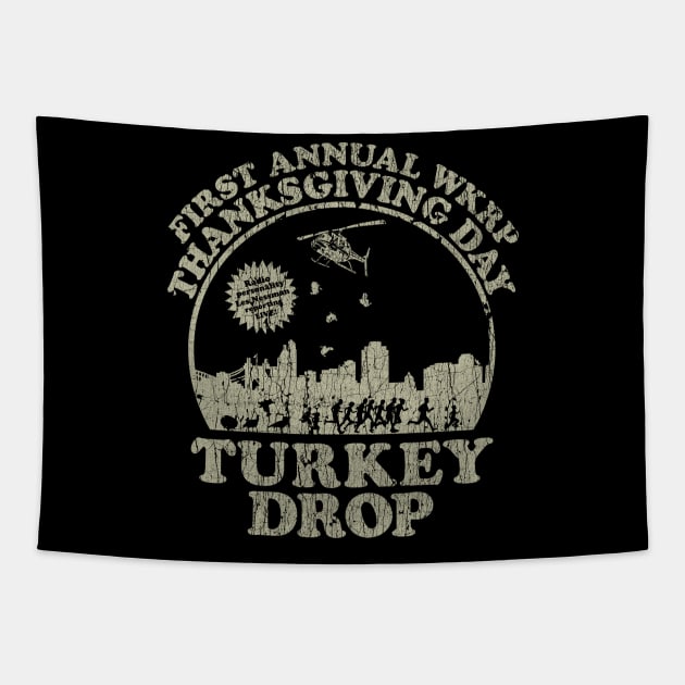 VINTAGE -  WKRP TURKEY DROP Tapestry by maskangkung