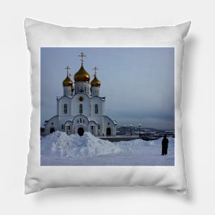 The Road to the Cathedral. Kamchatka Pillow