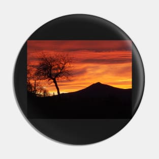 Bennachie sunset Pin