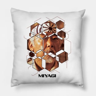 Miyagi poligonal Pillow