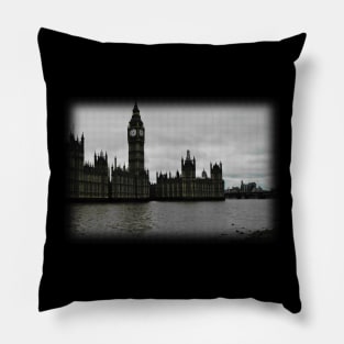 British Landmarks - Dot Style Pillow
