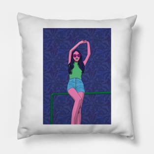 chica flores Pillow