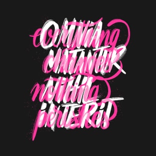 omnia matantur nihi interit T-Shirt