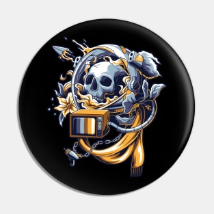 astronaut skull Pin