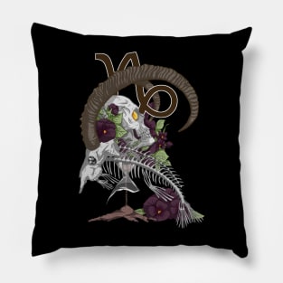 Vanitas de Capricorn Pillow