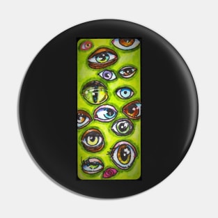 Green eyes Pin