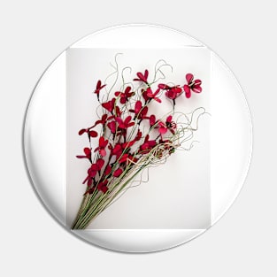 Dainty Red Right Slanted Bouquet Pin