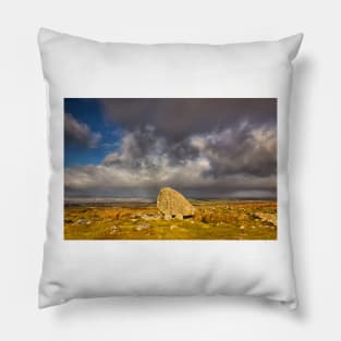 Arthur's Stone, Gower Pillow