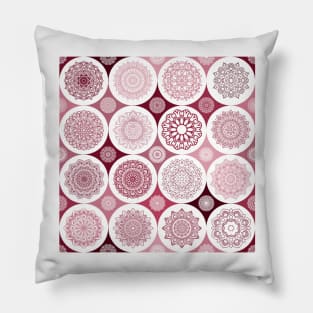 repeating pattern with mandala drawings in circles Pillow