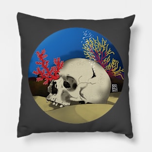 Coral skull Pillow