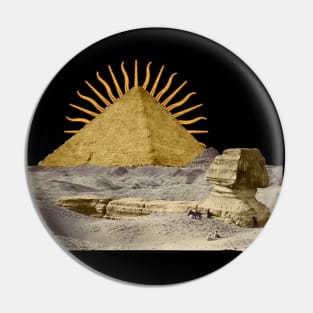 Giza piramid and sphinx with Sun behind Pin