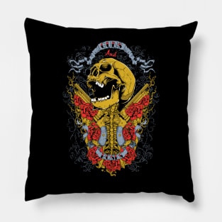skull with roses Pillow