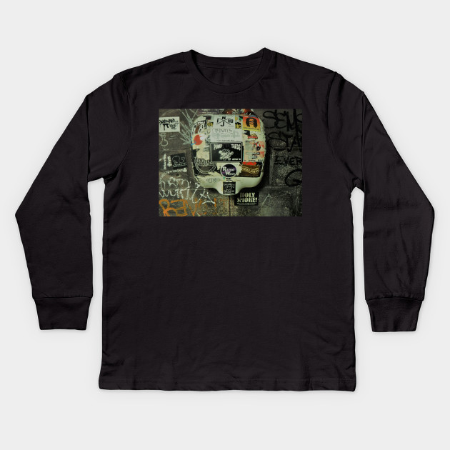 Swagged Out Towel Dispenser Sticker Art Kinder Long Sleeve T