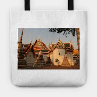 A group of small stupa at Phra Chedi Rai in Wat Pho temple complex, Bangkok H Tote