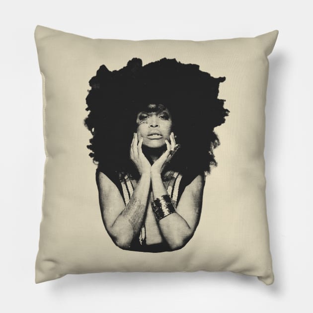 Erykah Badu / Vintage Halftone Style / Fan Art Design Pillow by EliseOB