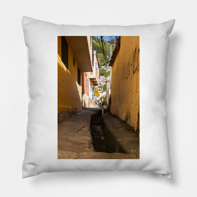 Tegucigalpa's Streets And Alleyways - 4 © Pillow by PrinceJohn