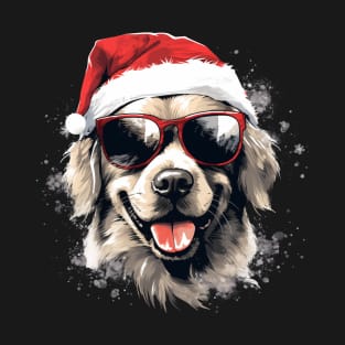 Magical Christmas Golden Retriever in the snow: cute four-legged friend with festive hat T-Shirt