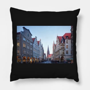 Gabled houses, Prinzipalmarkt, Christmas market, Munster, city, Westphalia Pillow