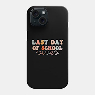 Summer break for Last Day Of School Vibes,School year ending,Funny groovy Farewell to school for  School's out Phone Case