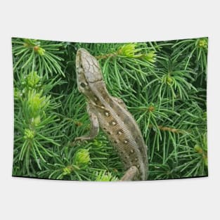 gray lizard on a green tree Tapestry