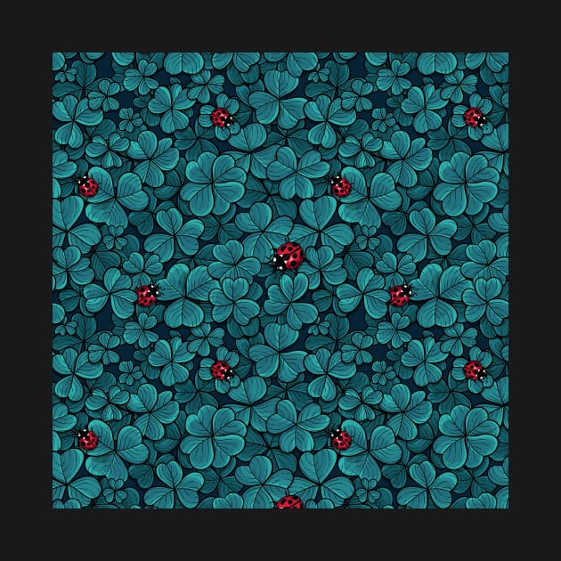 Find the lucky clover, blue and red 2 by katerinamk