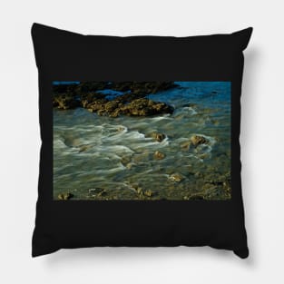 TIDAL FLOW Pillow