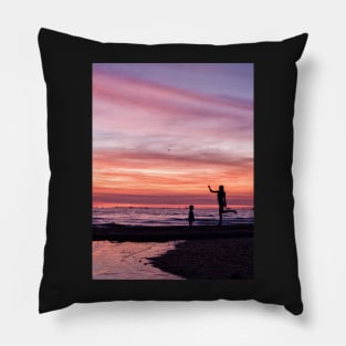 Fannie Bay Family Time Pillow